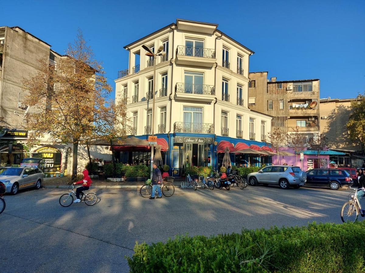 Amo'S Hotel Шкодер Екстер'єр фото