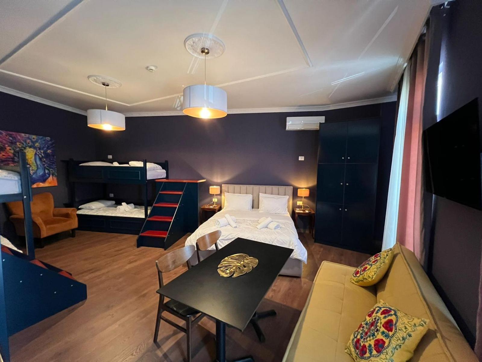 Amo'S Hotel Шкодер Екстер'єр фото
