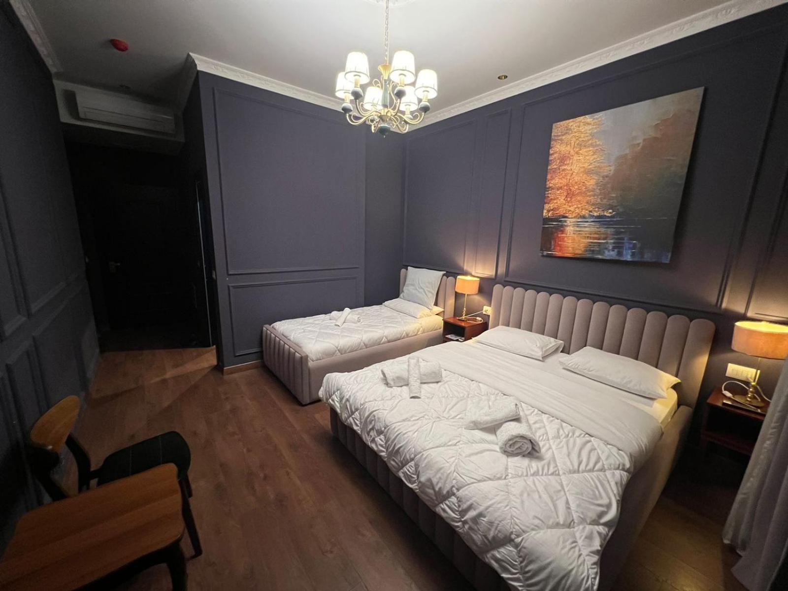 Amo'S Hotel Шкодер Екстер'єр фото